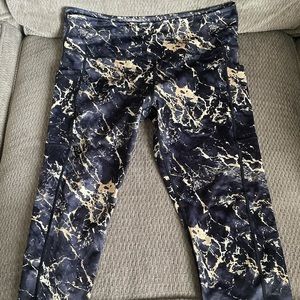 CVG Gold Marble Capri